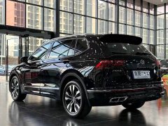 Volkswagen Tiguan L 2023 330TSI Automatic FWD R-Line Comfort Edition - ფოტო 12