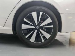 Nissan Teana 2.0L XL Comfort - фото 10