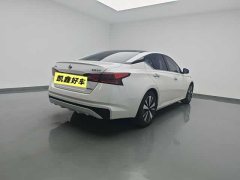 Nissan Teana 2.0L XL Comfort - фото 4