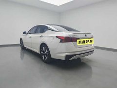 Nissan Teana 2.0L XL Comfort - фото 6