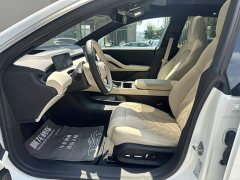 NIO ET5T 75kWh Touring - ფოტო 11