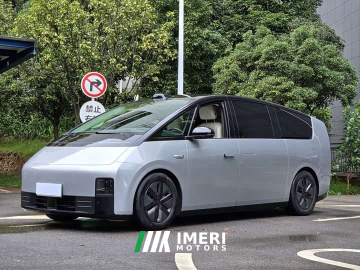 Li Auto Li Xiang MEGA Ultra - ავტომობილი ჩინეთიდან