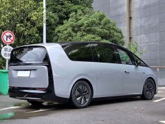 Li Auto Li Xiang MEGA Ultra - ფოტო 6