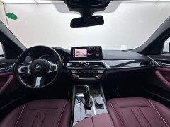 BMW 5 Series 525Li M Sport Package - ფოტო 7