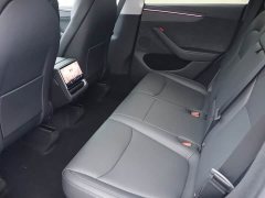 Tesla Model Y Long Range All-Wheel Drive - ფოტო 13