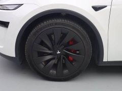 Tesla Model Y Long Range All-Wheel Drive - ფოტო 4