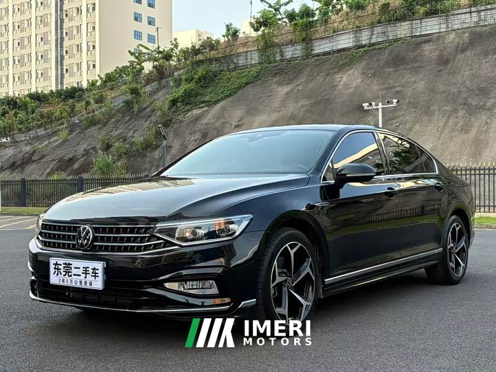 Volkswagen Magotan 2 Million Units Commemorative Edition 330TSI DSG Luxury