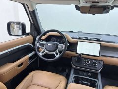 Land Rover Defender 110 3.0T P400 Dark Edition - ფოტო 13