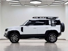 Land Rover Defender 110 3.0T P400 Dark Edition - ფოტო 4