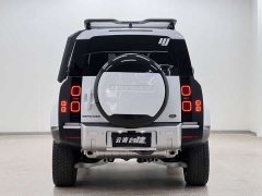 Land Rover Defender 110 3.0T P400 Dark Edition - ფოტო 6