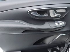Mercedes-Benz V-Class 2022 V 260 L Long Wheelbase Luxury Edition - ფოტო 11