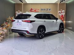 Toyota Crown Land Cruiser Crown Venza 2.5L HEV AWD Premium - ფოტო 4