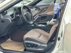 Lexus ES 2022 300h Excellence Edition - ფოტო 16