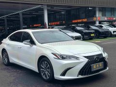 Lexus ES 2022 300h Excellence Edition - ფოტო 5