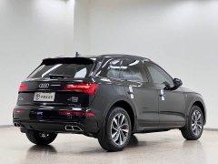 Audi Q5L 40 TFSI Luxury Sport Edition - ფოტო 4
