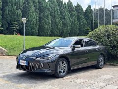 Volkswagen Lingdu L 280TSI DSG Dazzling Red Edition - ფოტო 1
