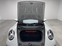 Porsche 911 Carrera 4 3.0T - ფოტო 9