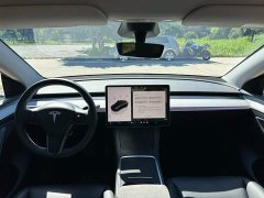 Tesla Model Y Rear-Wheel Drive - ფოტო 10
