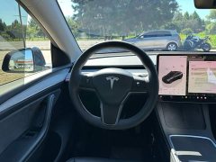 Tesla Model Y Rear-Wheel Drive - ფოტო 19
