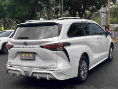 Toyota Sienna 2021 2.5L Hybrid Comfort Edition - ფოტო 6