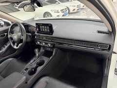 Honda Civic 180TURBO CVT Premium Edition - ფოტო 19