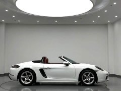Porsche 718 Boxster 2.0T - ფოტო 4