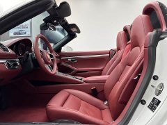 Porsche 718 Boxster 2.0T - ფოტო 8