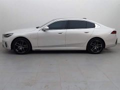 BMW i5 2024 eDrive 35L Luxury Package - ფოტო 3