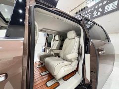 Buick GL8 Land Business Class 652T Luxury - ფოტო 13
