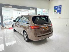 Buick GL8 Land Business Class 652T Luxury - ფოტო 4