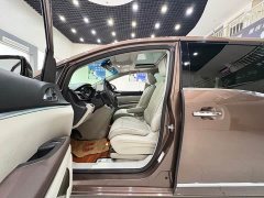 Buick GL8 Land Business Class 652T Luxury - ფოტო 8