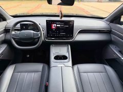 Toyota eπ008 2026 Six-Seat Pure Electric Family Comfort Edition - ფოტო 12