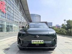 BMW eπ008 2026 Six-Seat Pure Electric Family Comfort Edition - ფოტო 4
