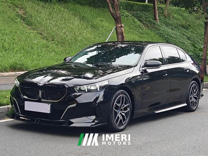 BMW i5 eDrive 35L M Sport Package - ავტომობილი ჩინეთიდან