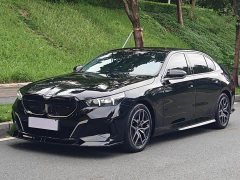 BMW i5 eDrive 35L M Sport Package - ფოტო 1