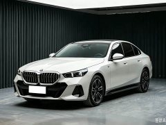 BMW 5 Series (Imported) 2024 525i M Sport Package - ფოტო 1