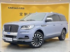 Lincoln Navigator Presidential Edition 3.5T - ფოტო 1