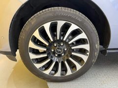 Lincoln Navigator Presidential Edition 3.5T - ფოტო 10