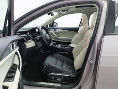 Lynk & Co Geely Lynk & Co 06 1.5T Shero Pink Special Edition - ფოტო 10