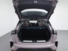 Lynk & Co Geely Lynk & Co 06 1.5T Shero Pink Special Edition - ფოტო 16