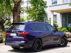 BMW X7 xDrive40i Executive M Sport Package - ფოტო 8