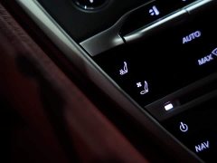 Aston Martin DB11 2020 4.0T V8 Coupe - ფოტო 4