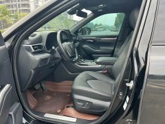Toyota Crown Land Cruiser Crown Venza 2.5L HEV AWD Premium - ფოტო 2