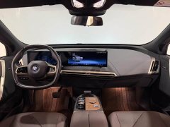 BMW iX xDrive40 - ფოტო 7