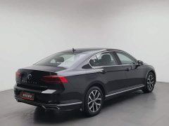Volkswagen Magotan 2020 330TSI DSG Advance - ფოტო 2