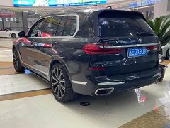 BMW X7 xDrive40i Executive M Sport Package - ფოტო 5