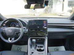 Toyota Avalon Hybrid 2.0L Luxury - ფოტო 12