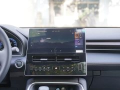 Toyota Avalon Hybrid 2.0L Luxury - ფოტო 13