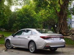 Toyota Avalon Hybrid 2.0L Luxury - ფოტო 6