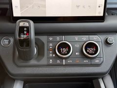 Land Rover Defender 110 3.0T P400 X-Dynamic HSE - ფოტო 11